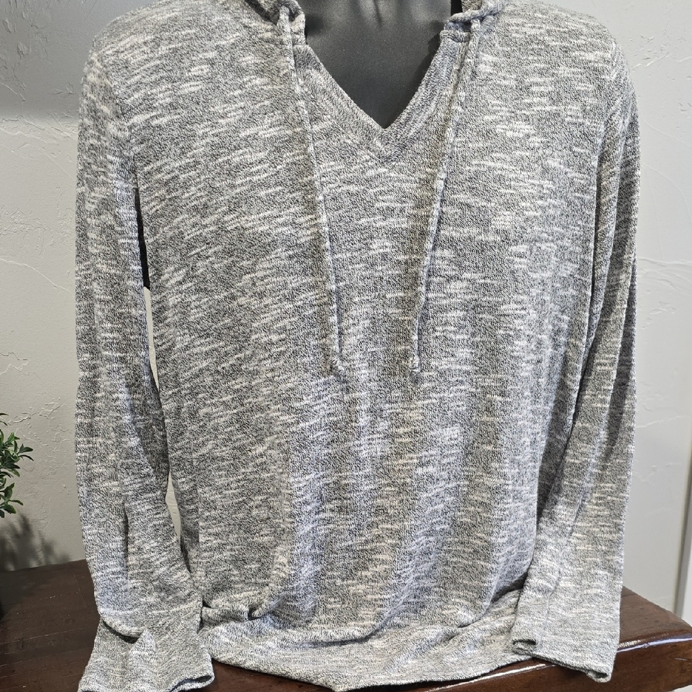Faded Glory Women's V-Neck Sweater in Heather Gray